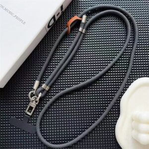 Crossbody telefoonkoord met zilveren sluiting | 150 cm